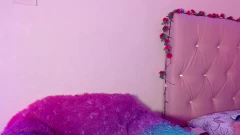 Manu  online show from February 16, 9:38 pm