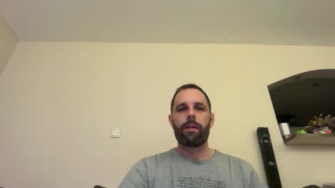 manynaaamess online show from November 18, 4:32 pm