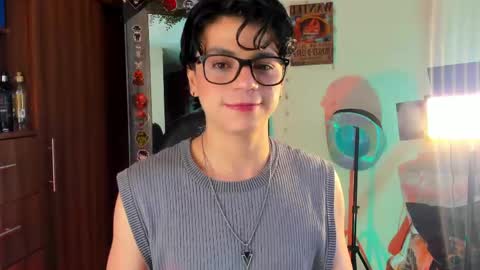 mar_alexis online show from April 24, 4:09 pm