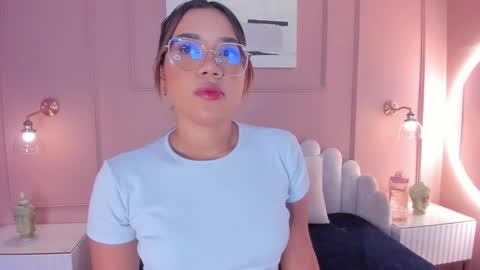 Mara  online show from February 16, 6:10 pm