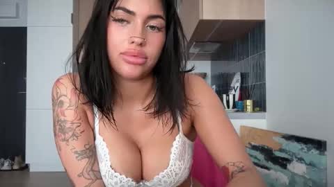 Marakuia online show from November 19, 12:04 pm