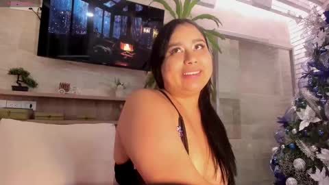 maralinette22 online show from November 16, 11:56 am