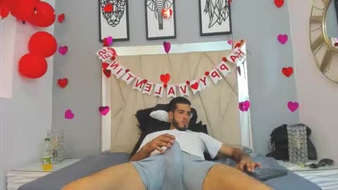 Marc Ruffalo online show from February 14, 8:33 pm