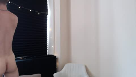 marc_solo online show from June 14, 7:21 am