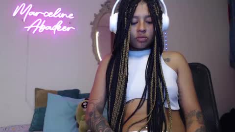 Michell Dayan online show from January 30, 1:22 am