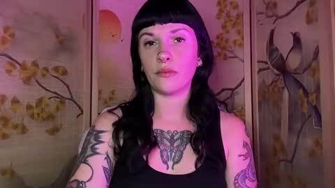 MarcelineAltaria online show from April 17, 3:53 am