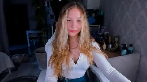 marcellis_own_your_heart online show from February 20, 8:22 pm