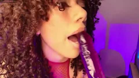 Marcelyn online show from July 11, 8:12 pm