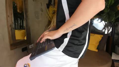 marcovitto online show from November 21, 7:45 pm