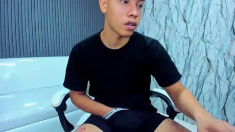 marcuss_2 online show from December 2, 3:54 pm