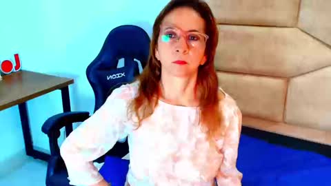 margareth online show from March 19, 2:22 pm