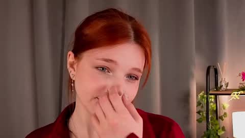 Maria online show from April 16, 2:06 pm