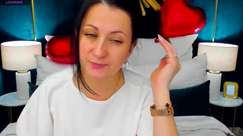 Margo online show from February 14, 2:09 pm