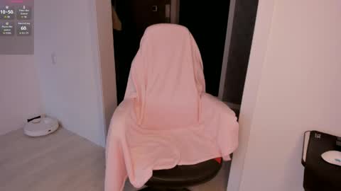 PVT IS OPEN LOVES AND WE DONT HAVE LIMITS online show from April 19, 1:23 pm