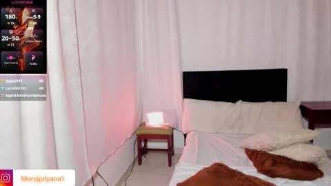 V A N E S S A  online show from March 21, 8:19 am