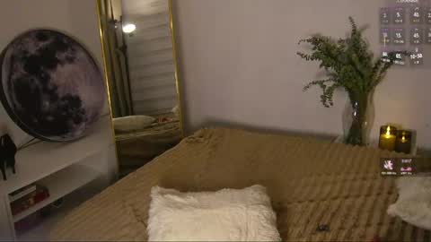 M. online show from April 21, 1:42 am