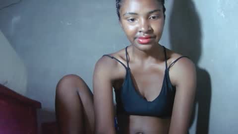 Maria online show from November 9, 9:39 pm