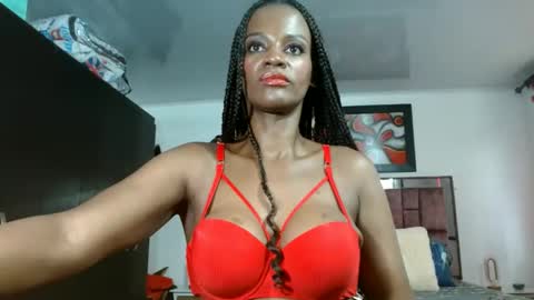 Snapshot of mariah_hellen chatting on January 27, 9:55 pm Alicia online show from January 27, 9:55 pm