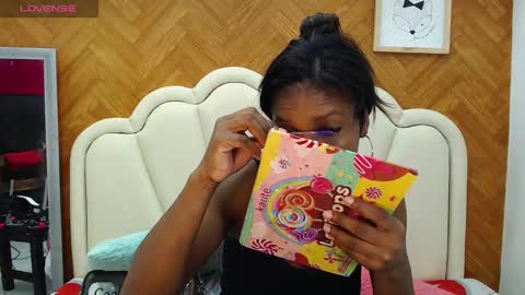 mariahsugarrr online show from November 1, 6:45 am