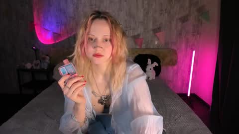 Maria online show from February 24, 7:19 pm