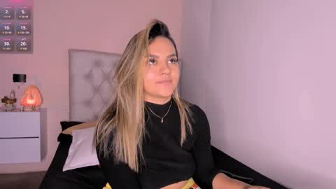 Mariana Roe online show from February 19, 6:00 am