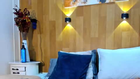 Mariana Angel online show from December 18, 7:20 pm