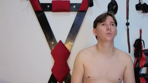 Mariana and Ronny online show from April 13, 9:41 pm