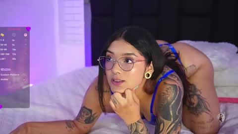 Mariana  online show from September 25, 7:32 pm