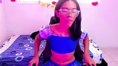 Snapshot of mariana_ofc chatting on March 8, 7:09 pm Mariana online show from March 8, 7:09 pm