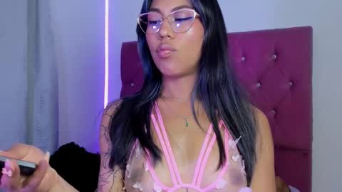 Snapshot of marianawlls chatting on September 16, 3:30 am mariana williams online show from September 16, 3:30 am