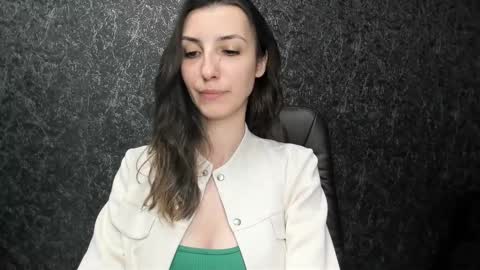 marielleanker online show from September 12, 2:13 am