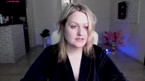 mariemlui online show from November 20, 8:13 am