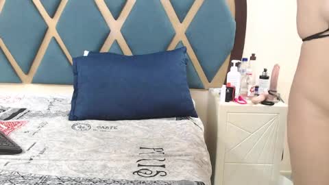 MARIHAM AND MURATH online show from April 21, 1:42 am