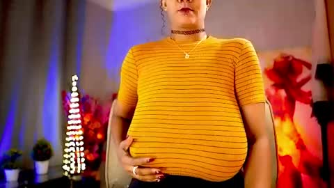 Nikita - Scroll down and read my bio please. New Pictures in Bio online show from May 16, 7:16 am