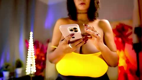 Nikita - Scroll down and read my bio please. New Pictures in Bio online show from June 7, 7:57 am