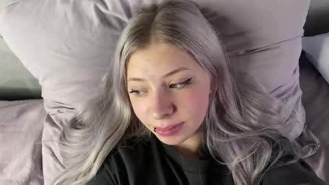 Mariko and Rin online show from January 24, 10:53 am