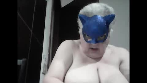 marilu64 online show from November 4, 9:05 pm