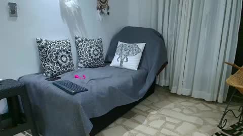 Marilyn online show from February 19, 12:35 am