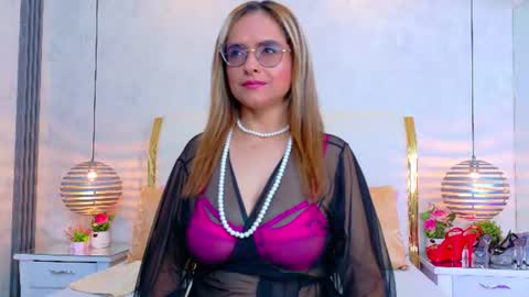 Marilyn Vega online show from July 22, 11:07 pm