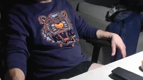 mark50569 online show from April 18, 1:29 am