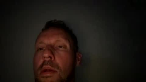 Mark online show from April 18, 10:21 pm