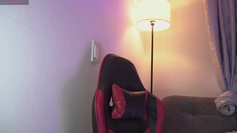 Mark online show from April 23, 2:52 am