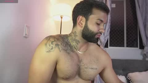 Mark online show from April 21, 2:51 am