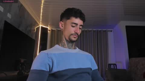 Snapshot of mark_kamper chatting on October 29, 11:49 pm  mark kamper  online show from October 29, 11:49 pm