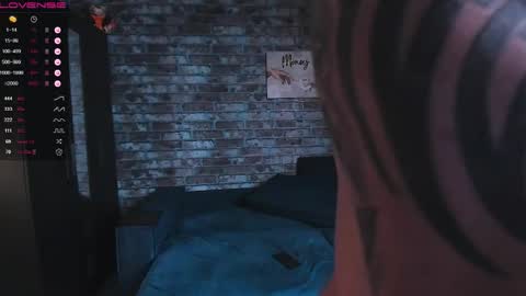 Mark online show from February 18, 8:03 am