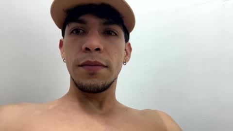 MODEL Mark Rut online show from September 21, 2:48 am