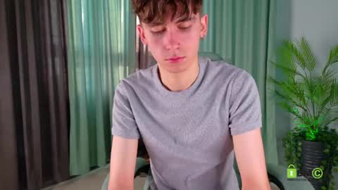 Mark online show from April 25, 12:29 pm