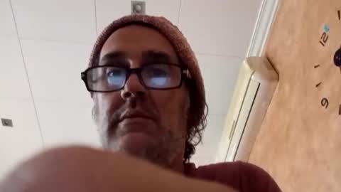 markbcnx online show from April 21, 8:54 am