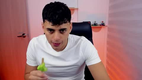 MARK online show from February 8, 8:01 pm