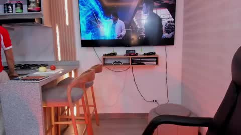 MARK online show from April 16, 2:33 am